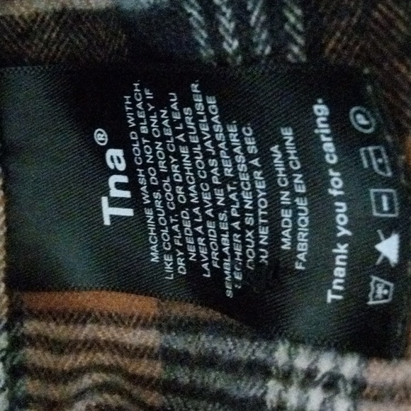 TNA Aritzia Plaid Flannel shirt Size M - Picture 7 of 8